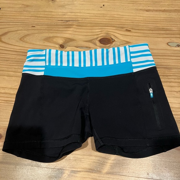 Lululemon tights size 4, 4” - Picture 2 of 2